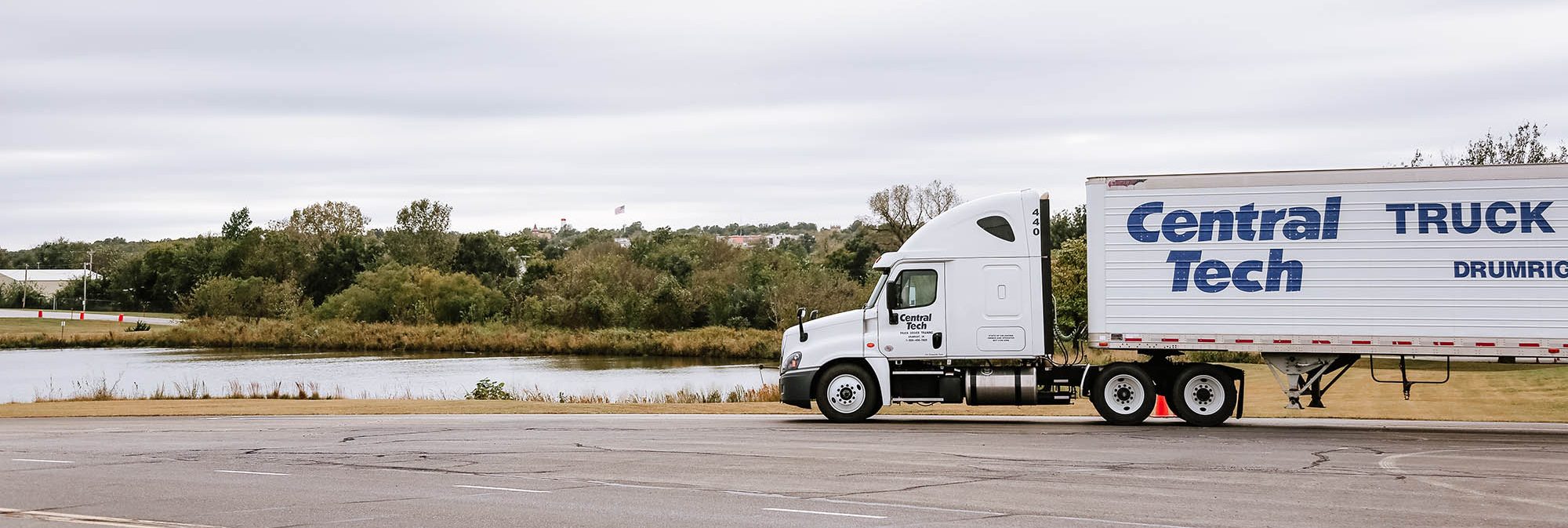 pic of a Central Tech Truck Driver Training semi