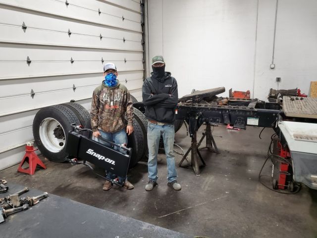 BIG FUN project for a BIG TRUCK! Students got to pull both rear differentials out of this truck – the mechanical part that allows the wheels to turn at different speeds. Photos showing the replacement of the rear differential coming soon. Stay tuned for PART 2!
#centraltechedu #centraltechDiesel #dieseltech