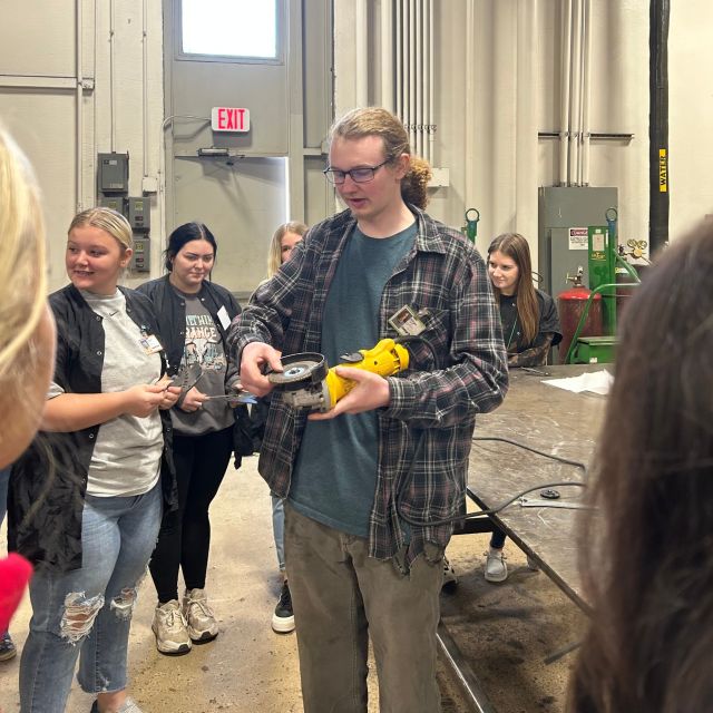 Our Diesel and Welding classes are gearing up for their @skillsusa state competition by extending a helping hand. Our Medical Assisting, Cosmetology, and Digital Media students were given assistance last week, and this week they are extending help to members of our community. ⚙️

Keep an eye out for the competition results!

#centraltechDiesel #centraltechWeldFab