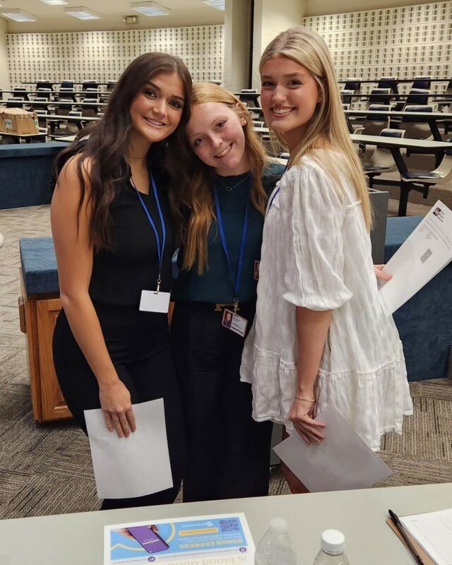 Vein Drain and Advanced Health Careers? Name a better duo. 🧛‍♂️🩸

The blood drive was a huge success, shoutout to our wonderful students! Check out our Facebook for more pictures.

#centraltechAHC #BloodDrive