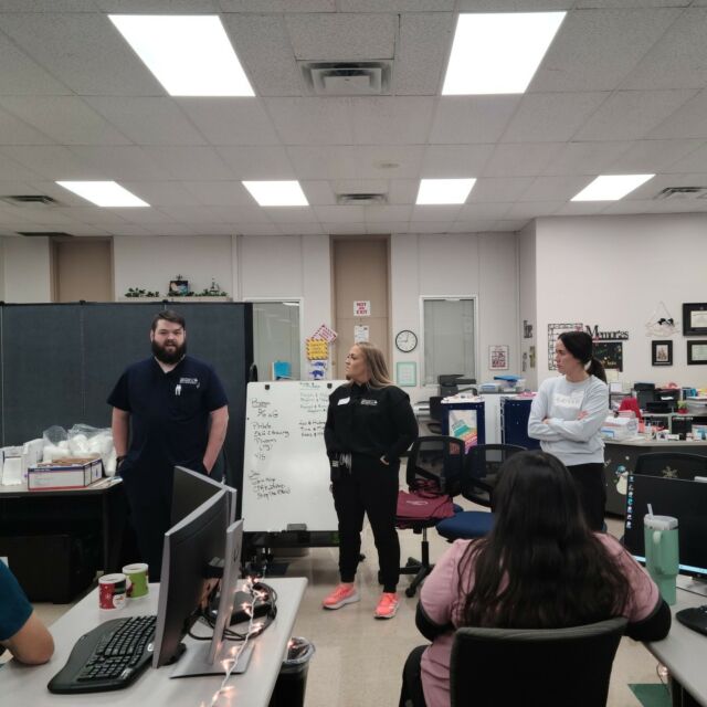 Medical Assisting students on our Drumright campus were treated to a demonstration on casting by @toctulsa. 🩹⁠
⁠
#centraltechMA