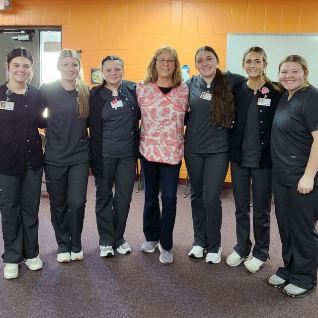 Making a difference one screening at a time. 🩺 ⁠
⁠
Shoutout to our Advanced Health Careers students for their help with Mannford's ninth grade health screenings!⁠
⁠
#centraltechAHC