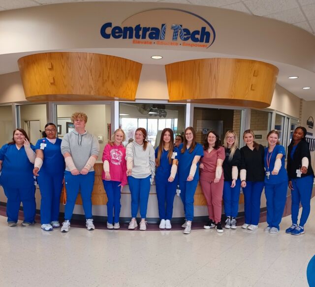 Medical Assisting students in Sapulpa are hands-on and putting splints on each other during a class activity.⁠
⁠
What do you think? 😁⁠
⁠
#centraltechMA