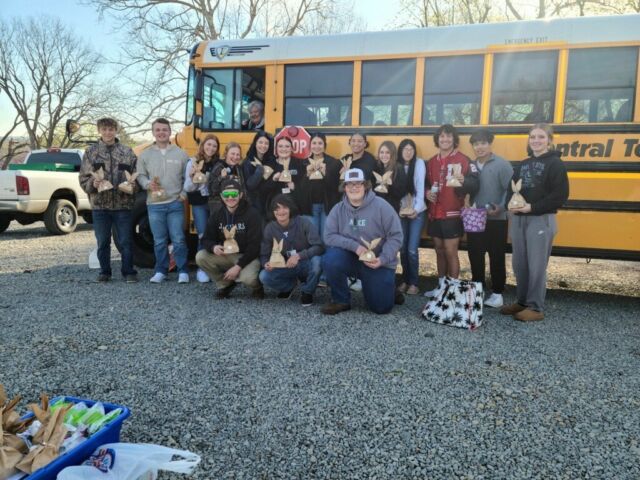 Our morning Medical Assisting, Welding, and Facilities Maintenance on the Drumright campus spent their day with the children at Head Start as part of their Easter community service project. 🐰⁠
⁠
#centraltechMA #centraltechWeldFab #centraltechFacilitiesMaintenance